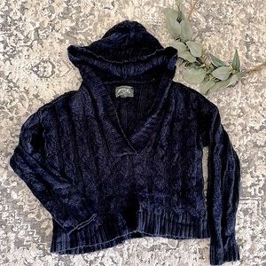 🌺AE Knit Sweater with Hood 🌺